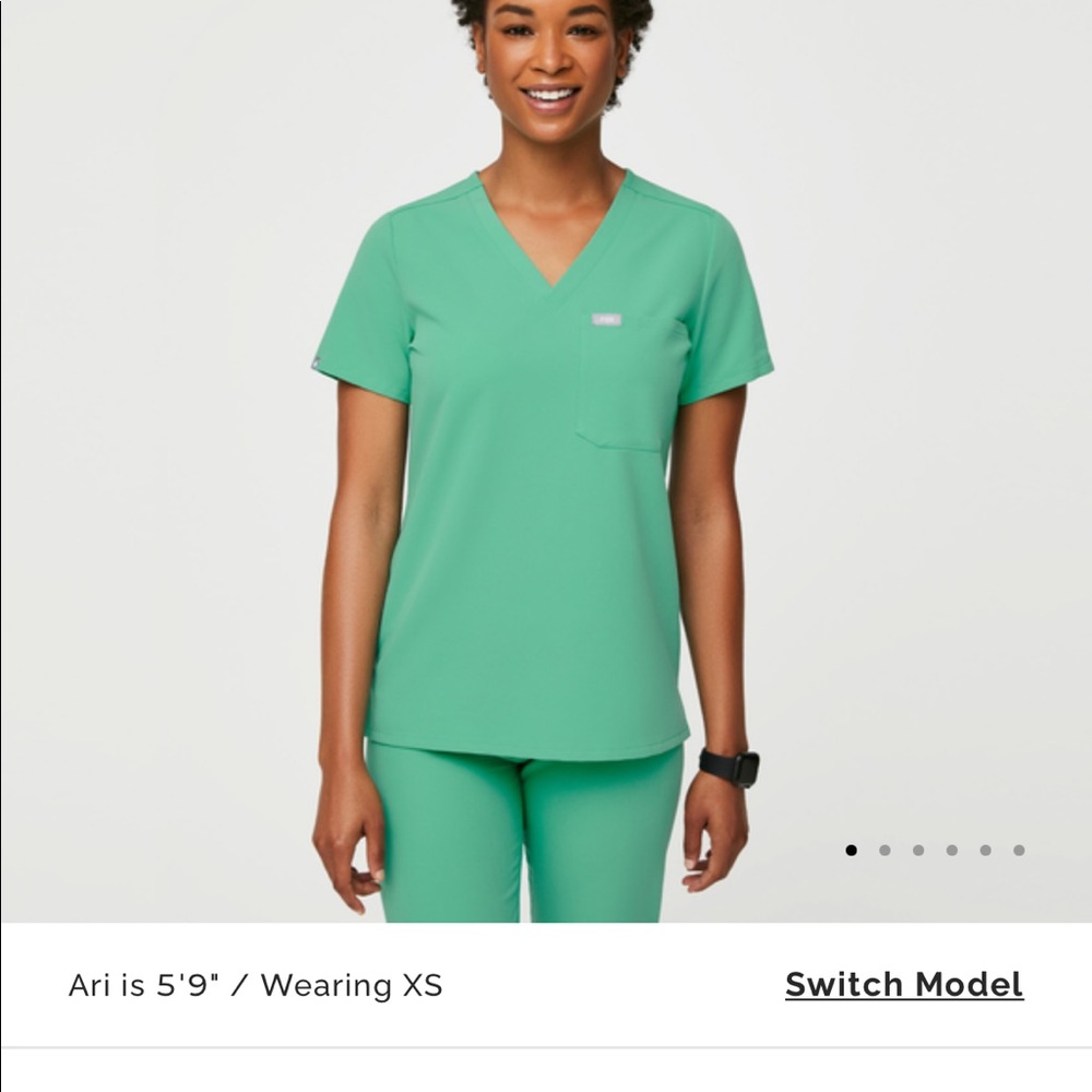 FIGS surgical green set in XS